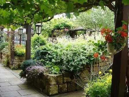 Ellerby Country Inn 2*,