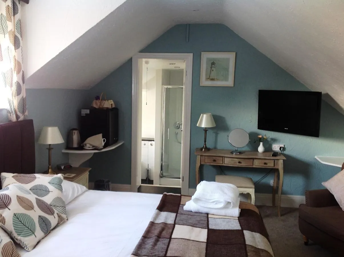 Ellerby Country Inn 2*,