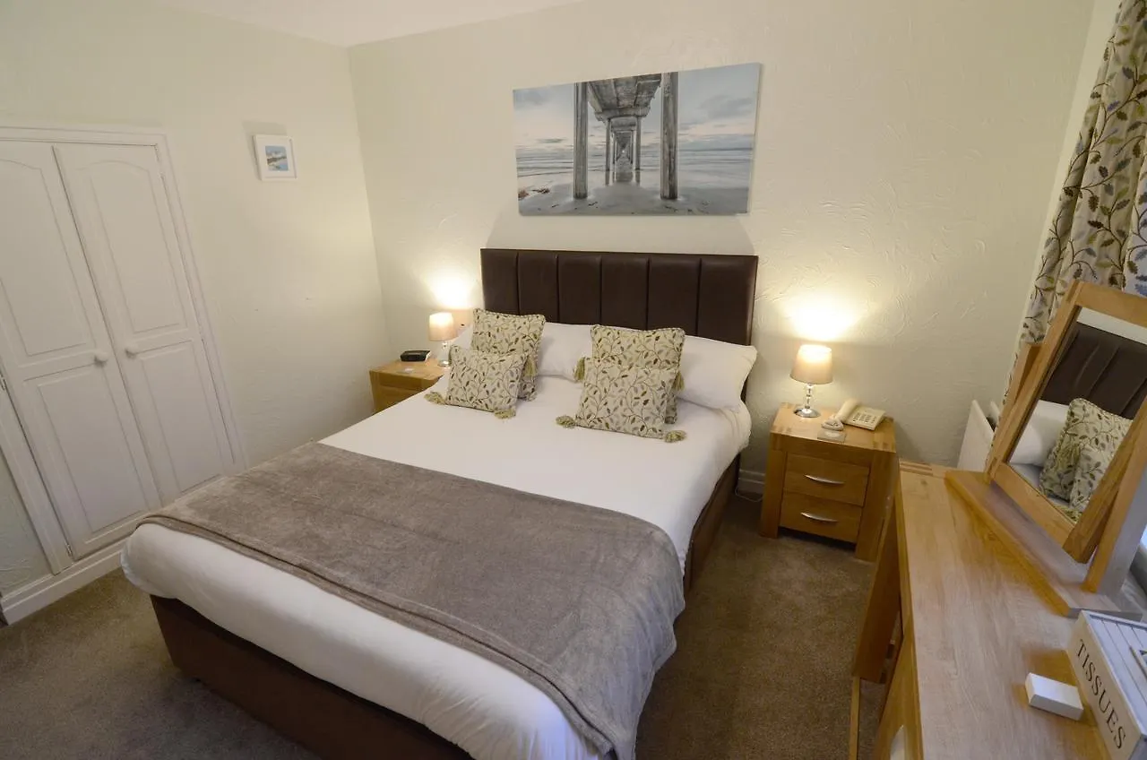 Ellerby Country Inn 2*,