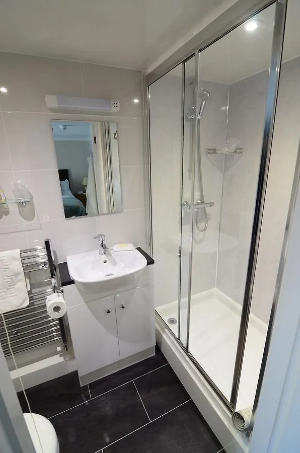 Ellerby Country Inn 2*,  United Kingdom